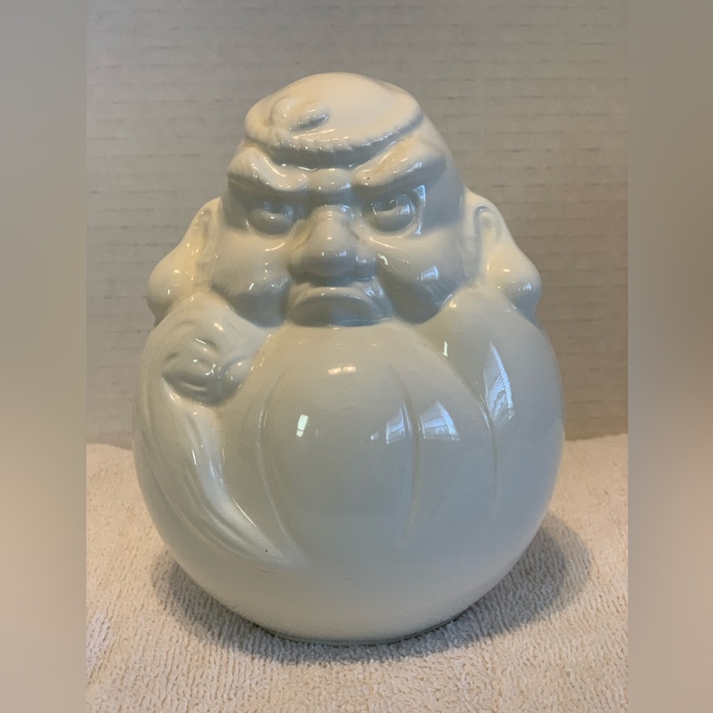 Vintage Daruma Buddha Gasho ‘Benihana of Tokyo’ White Ceramic Mug Japan NO HOLE